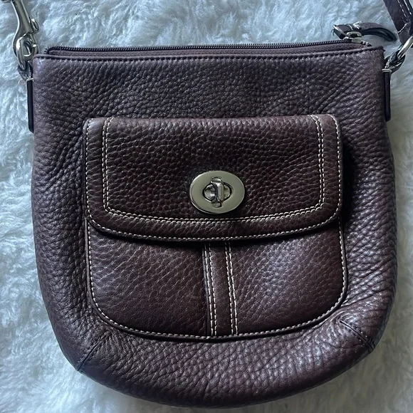 Brown pebbled leather crossbody soho style bag - Picture 1 of 15